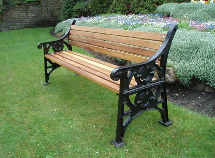 Cast-Iron-Bench12_07_2016_02_38_00