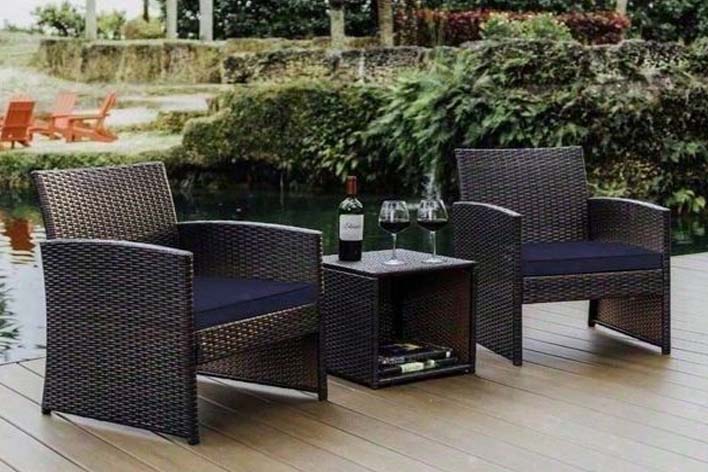 Outdoor-chairs