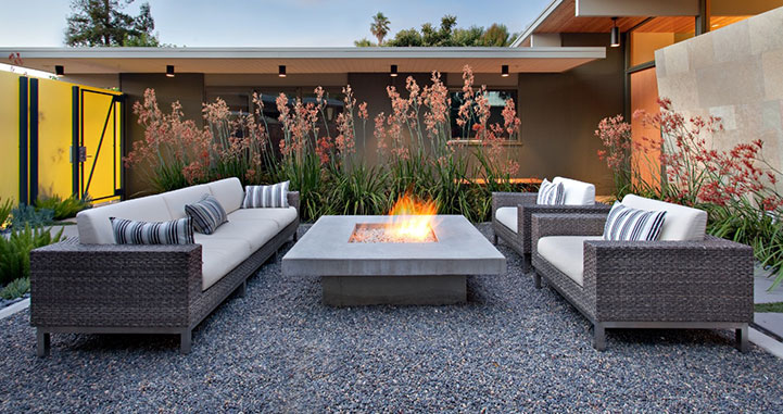 outdoor-seating